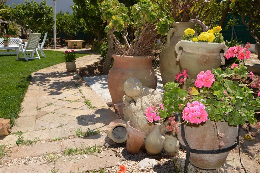 Guest House Al Giardino Dei Limoni Favignana Exterior foto
